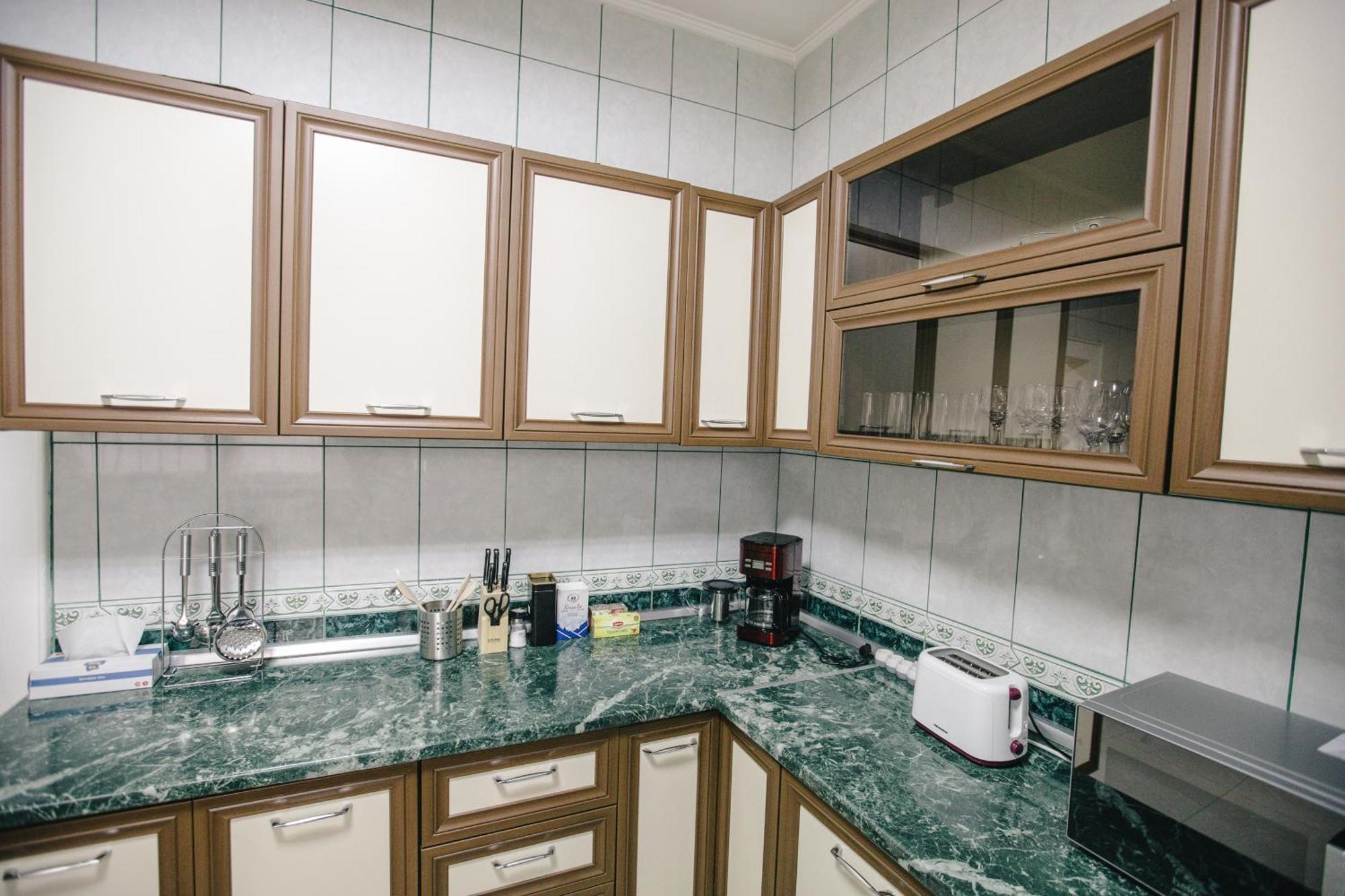 Spacious City View Apartment With Balcony บูคาเรสต์ ภายนอก รูปภาพ